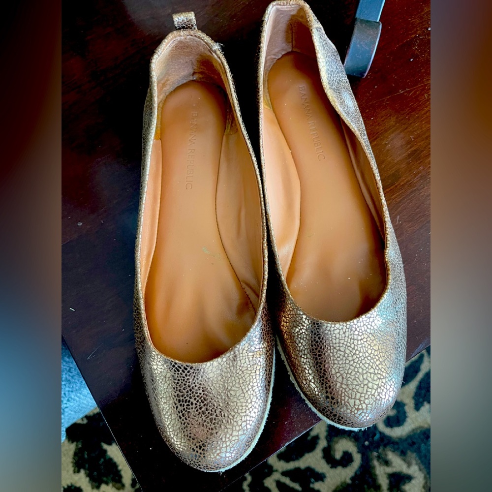 Banana republic slides